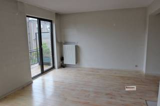 Dit aangenaam 1-slaapkamerappartement is gunstig gelegen op de Augustjinslei, in een verzorgd gebouw met lift. Het appartement biedt een...