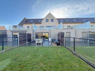 In centrum Zedelgem, op wandelafstand van de markt, de winkels en openbaar vervoer staat dit ruime en instapklare appartement op jou te wachten...