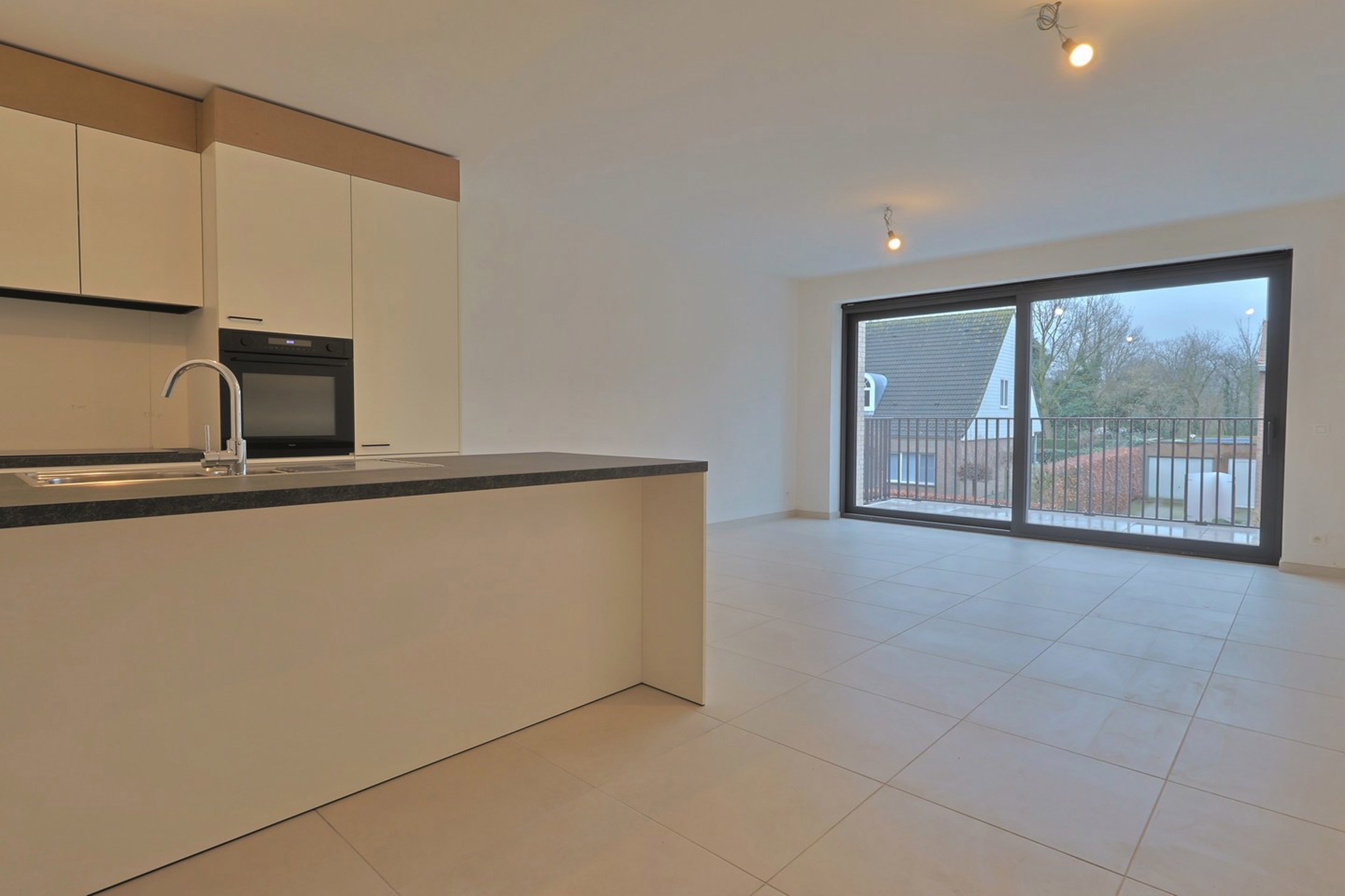 Appartement à louer à Beveren-Kruibeke-Zwijndrecht avec 2 chambres - photo 4