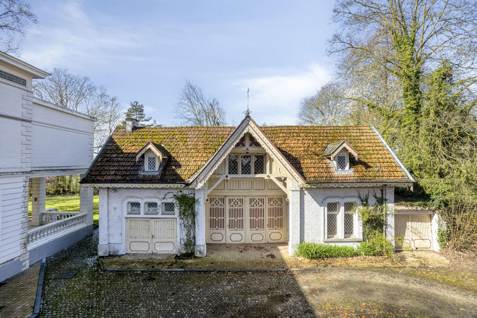 VILLA MET KOETSHUIS EN LANDGOED IN TIENEN - foto 5