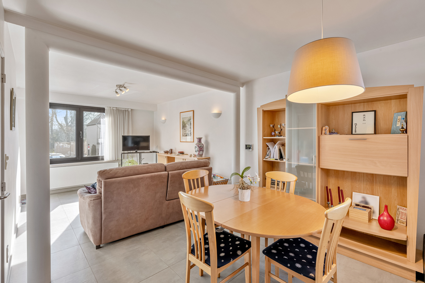 Woning met heel kwaliteitsvolle afwerking - foto 2