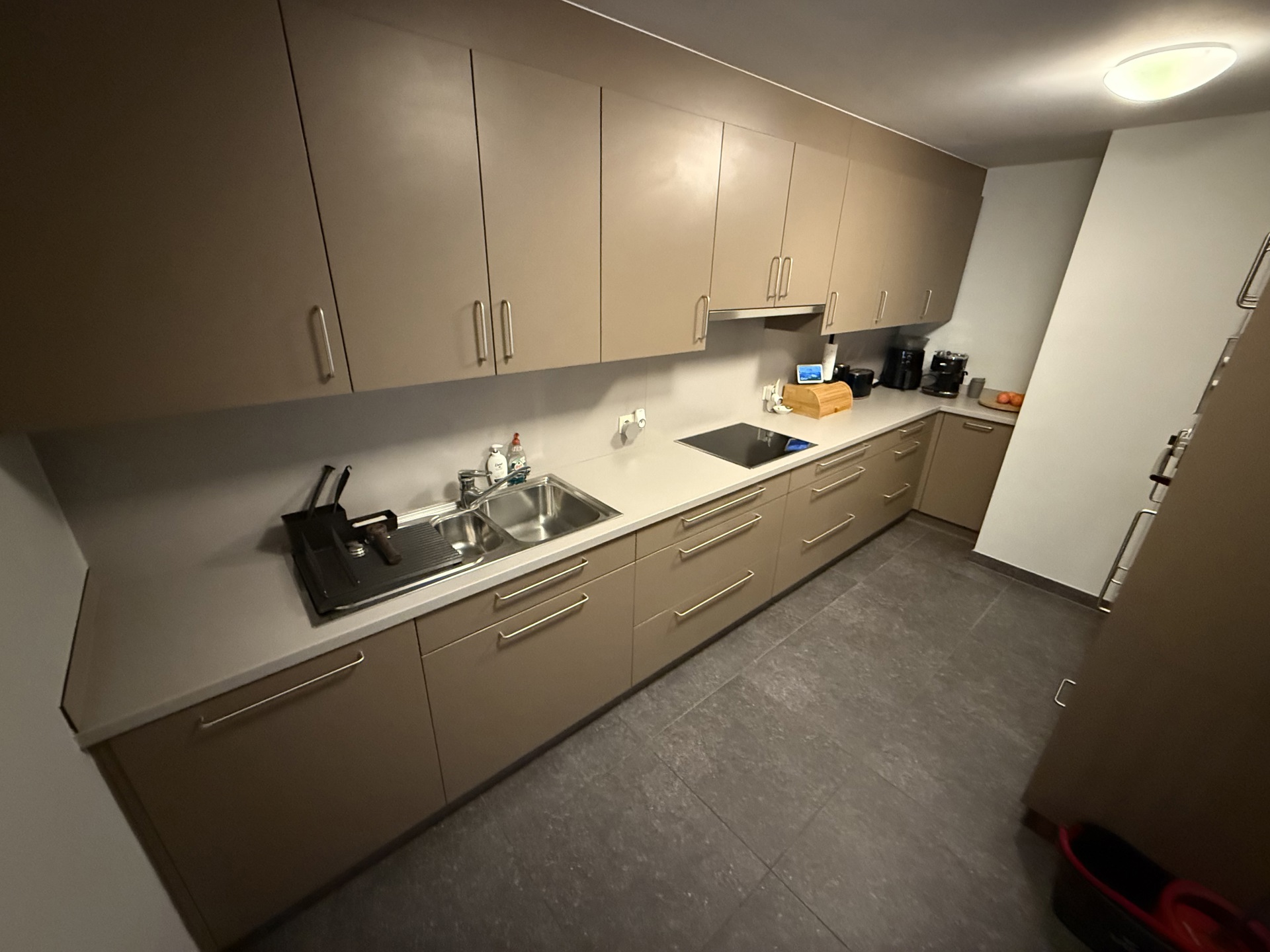 Gelijkvloers appartement met tuin in het centrum van Humbeek - foto 5