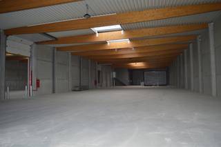 Commercial à louer à Stabroek