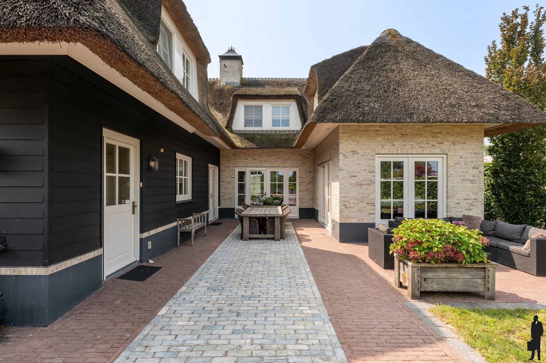 Rietgedekte villa met zwembad, poolhouse, weiland op 2.226m² - foto 2