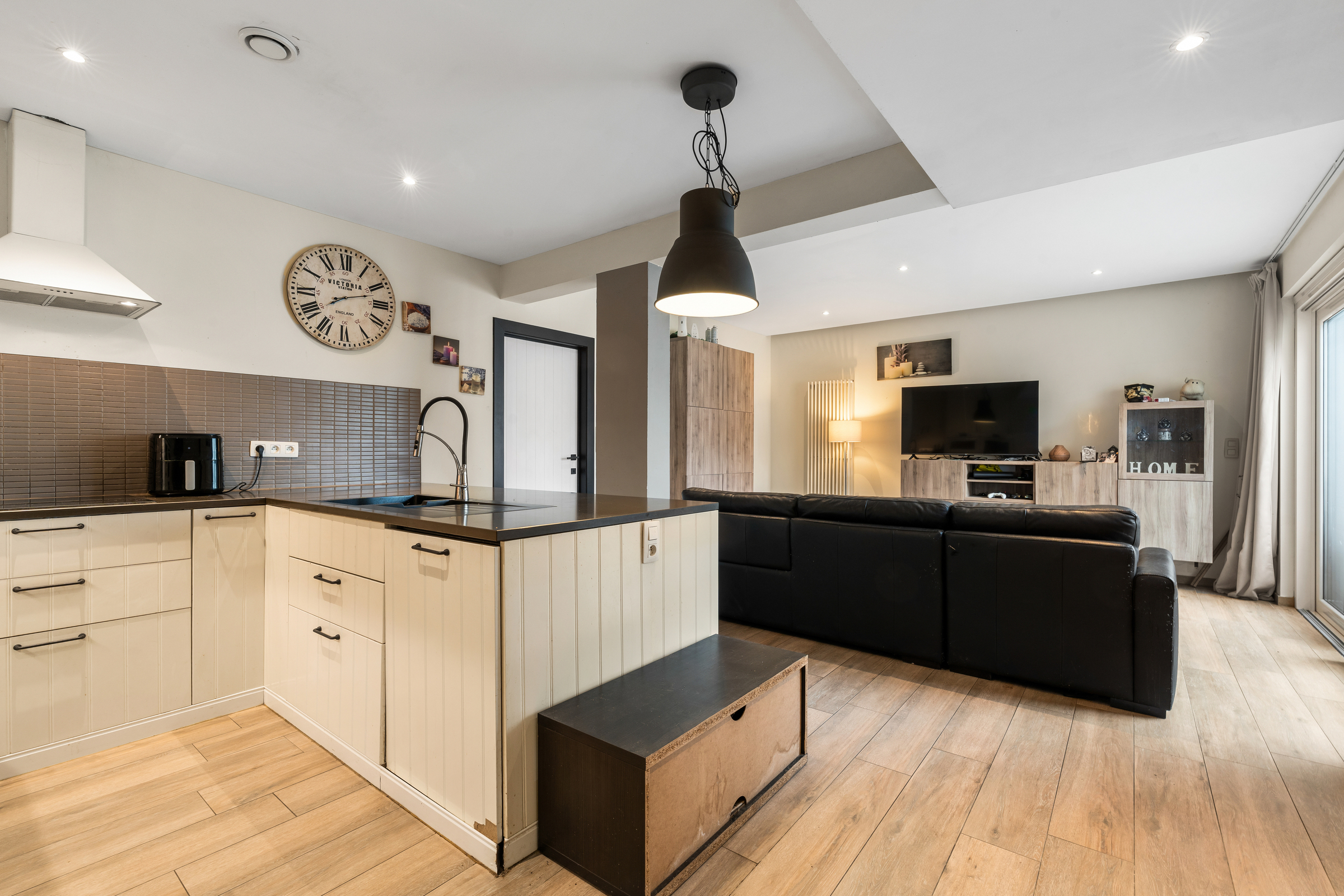 Instapklaar gelijkvloersappartement met 2 slaapkamers - foto 5