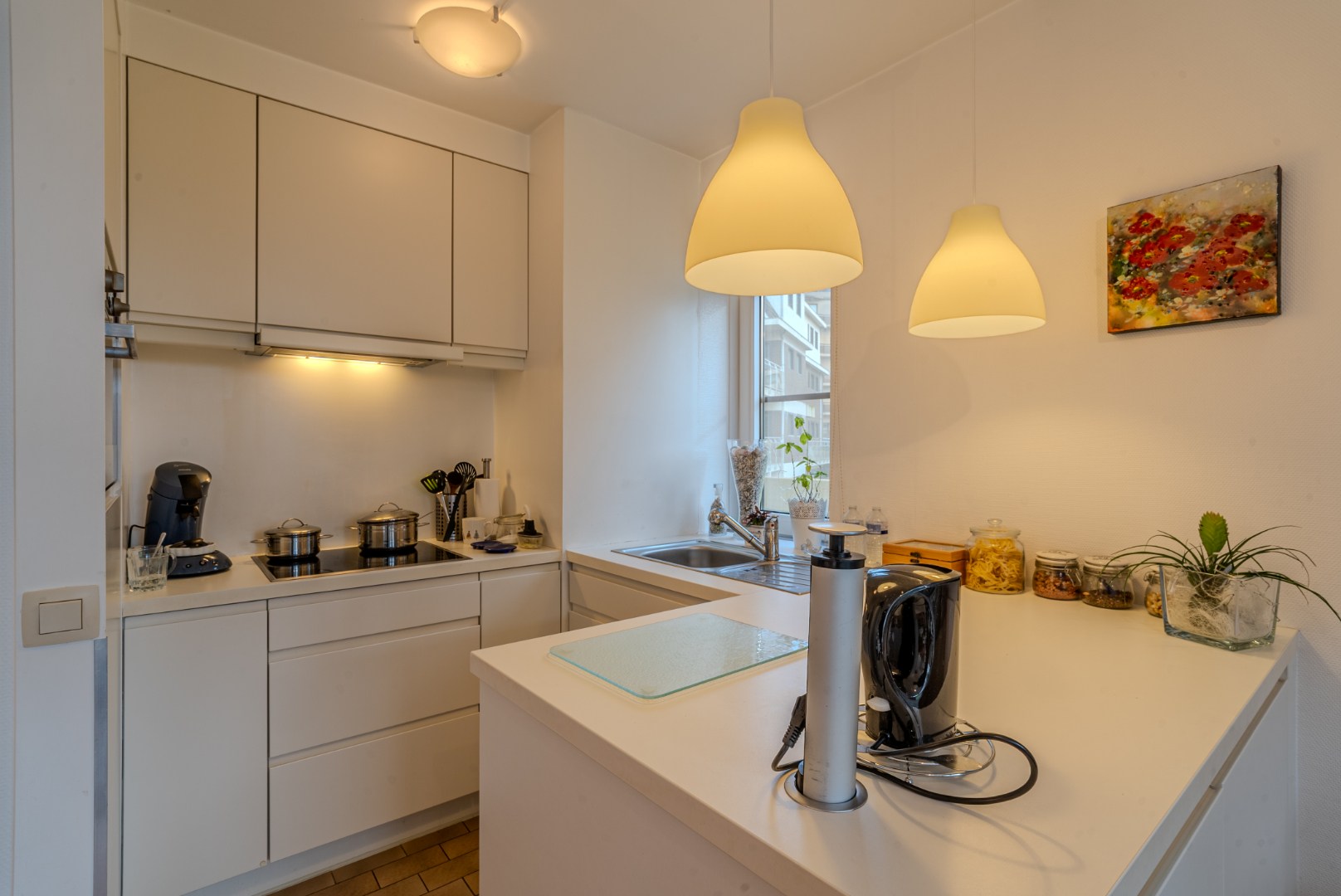 Zonovergoten appartement nabij zee en winkels - foto 3