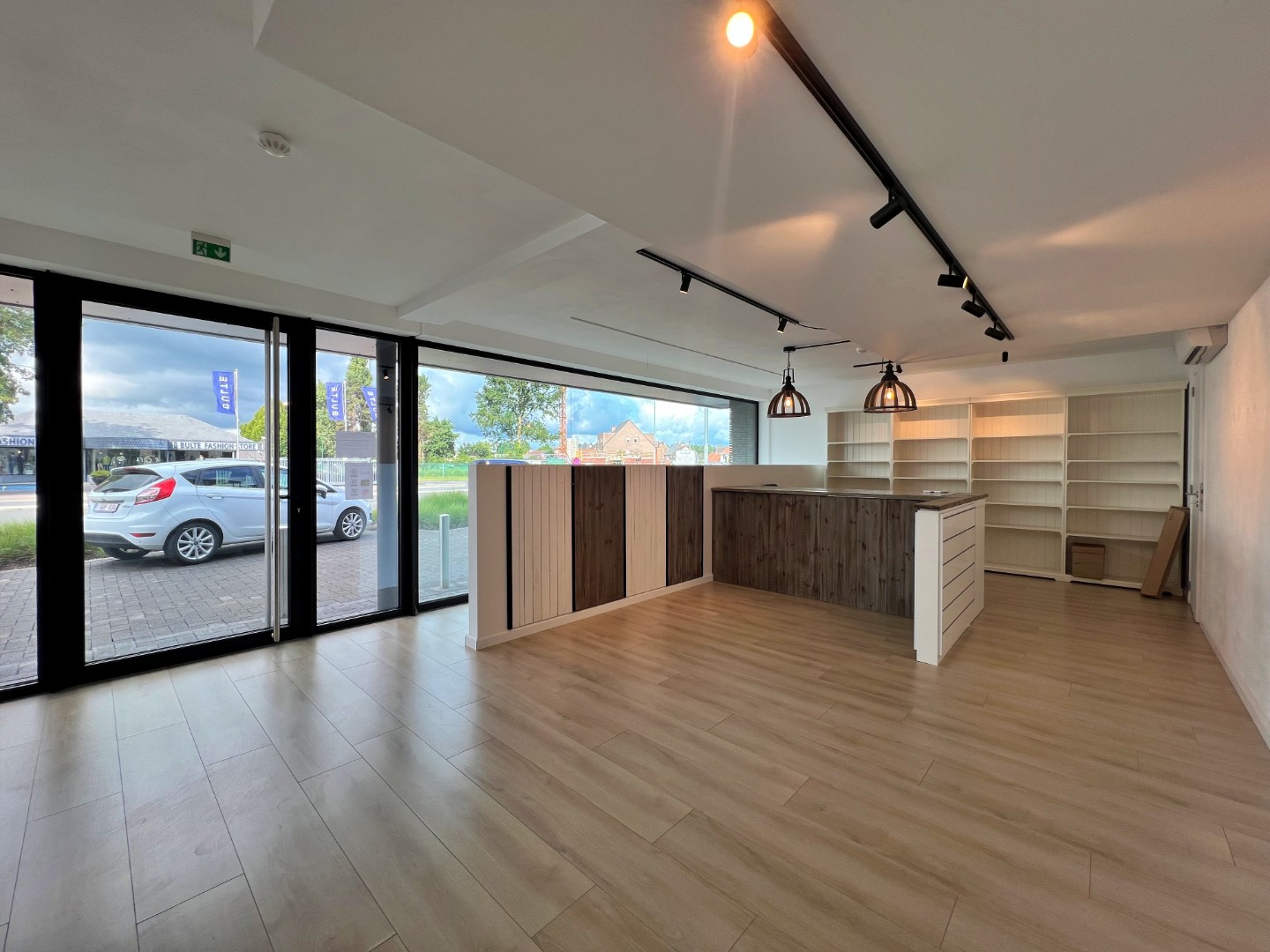 Commercial à louer à Lievegem - photo 4