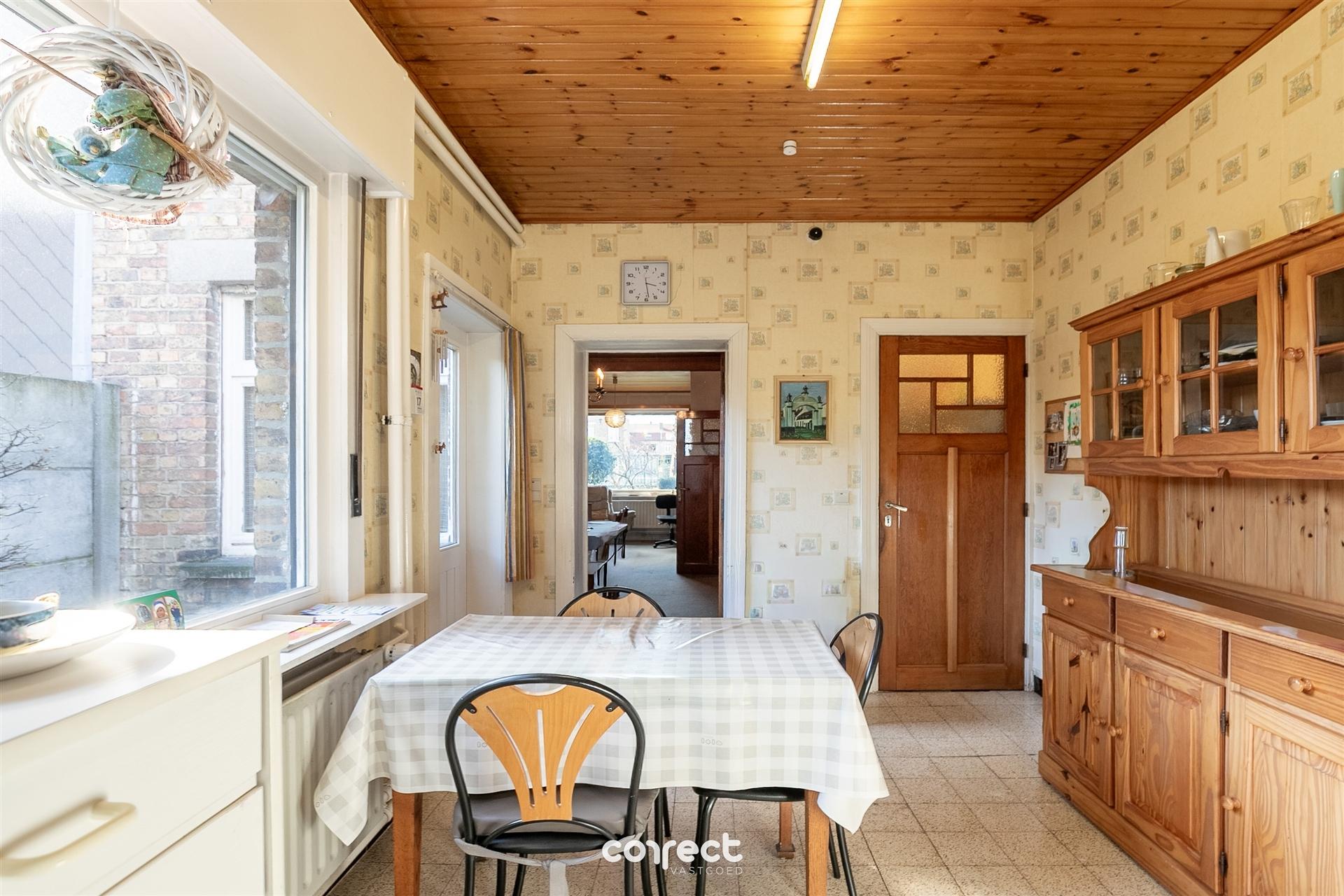 Te renoveren, charmante woning op een mooi perceel. - foto 5