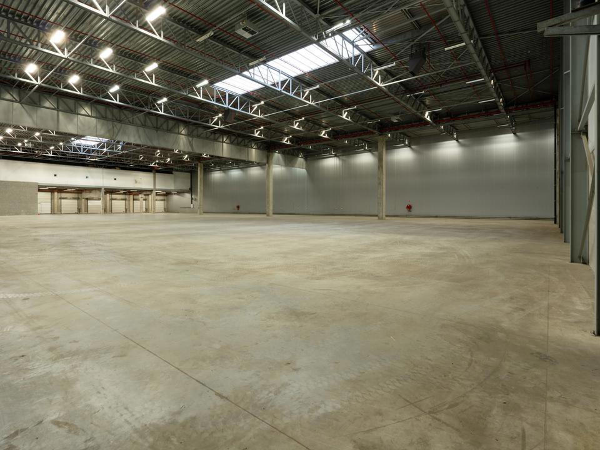 Commercial for rent in Nivelles - photo 4