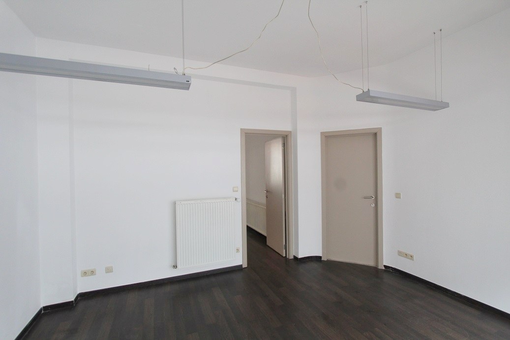 Commercial à louer à Gand - photo 3