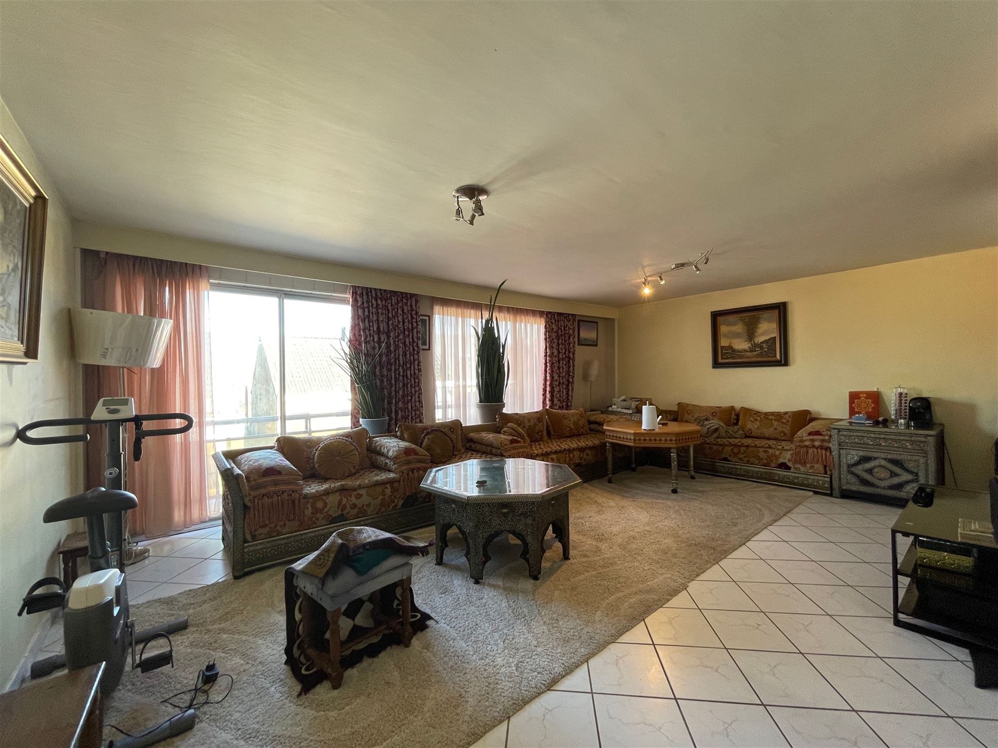 Centraal gelegen appartement met terras - foto 5