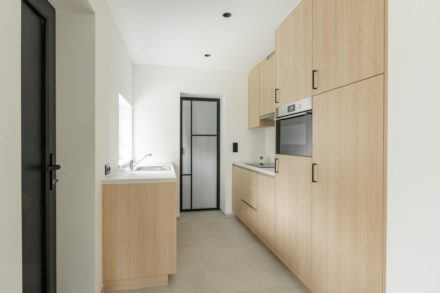 Leuke gerenoveerde en instapklare woning  met 2 slaapkamers - foto 4