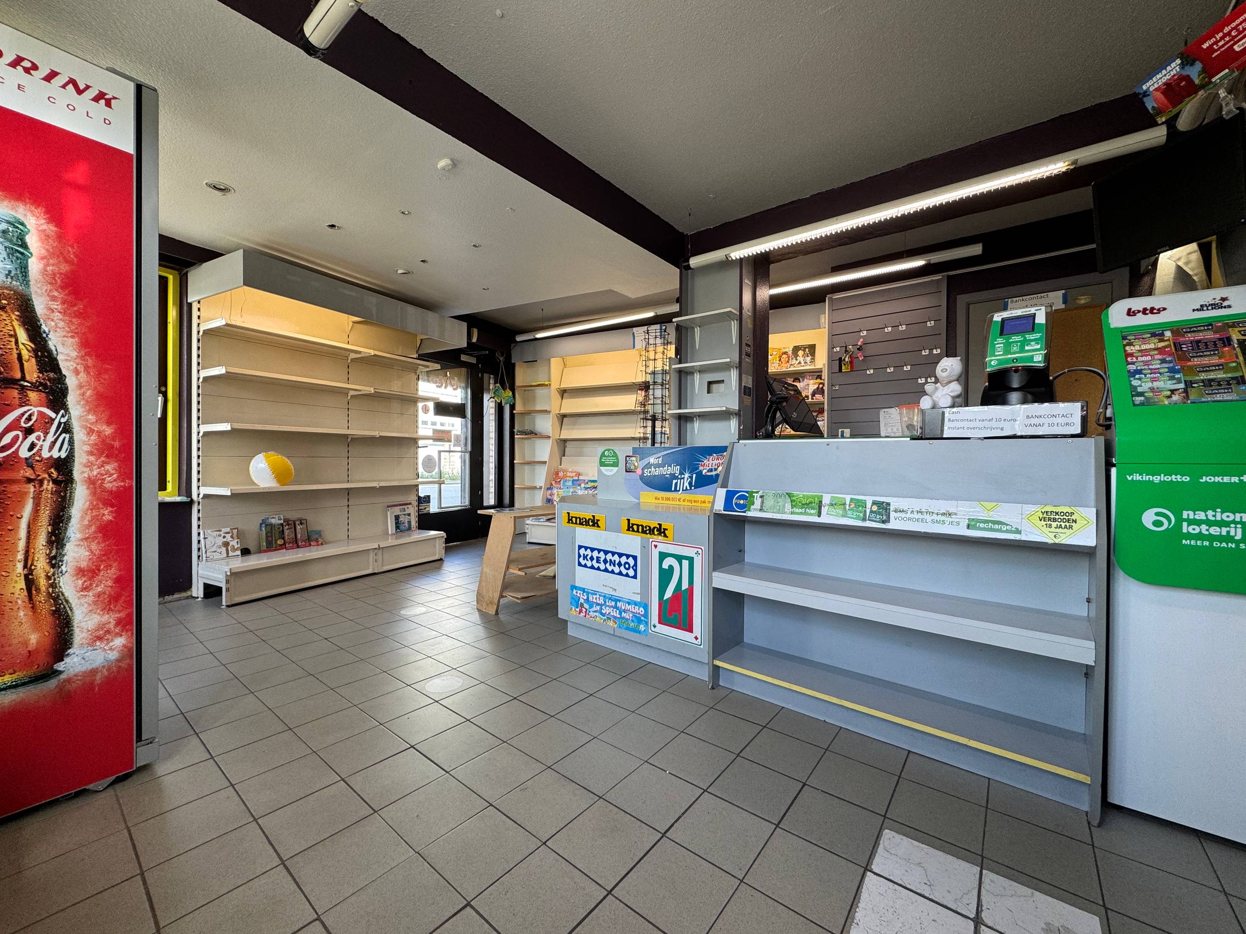 Handelsgelijkvloers 35m² met aankoop inboedel - foto 5