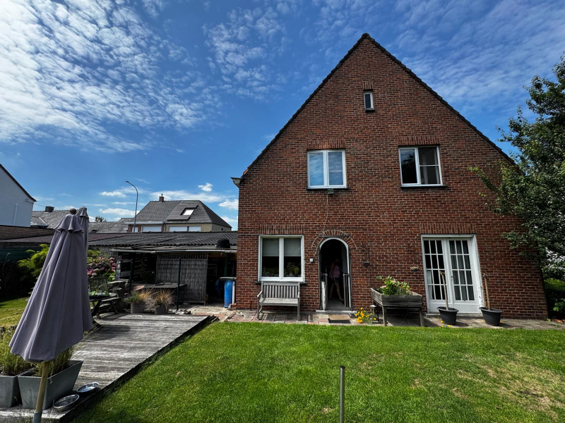 Te renoveren woning met garage nabij het centrum van Izegem - foto 2