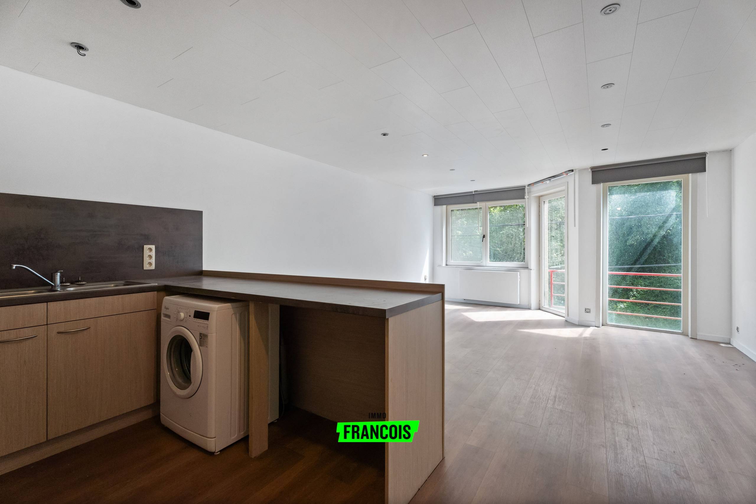 Appartement met 2 slaapkamers in het centrum van Diksmuide te koop - foto 3