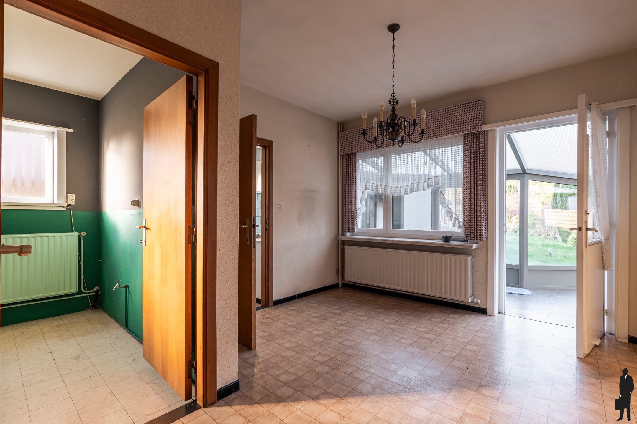 Te renoveren woning op ca. 550m² grond. - foto 5