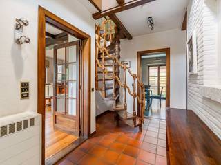 Deze bijzonder ruime, gezellige woning bevindt zich net buiten het centrum van het charmante polderdorpje Zandvliet. Winkels, scholen en...