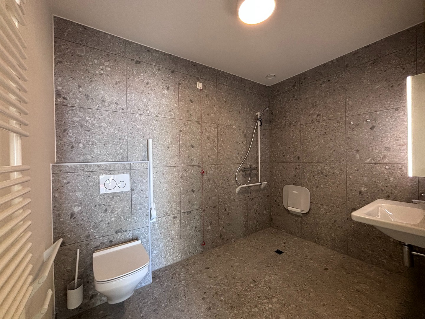 Moderne assistentiewoning met 1 slaapkamer op het tweede verdiep in Oostduinkerke. - foto 5