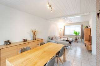 Deze perfect instapklare gezinswoning bevindt zich in de historische tuinwijk van Wetteren. De woning kent een zeer gunstige ligging met alle...