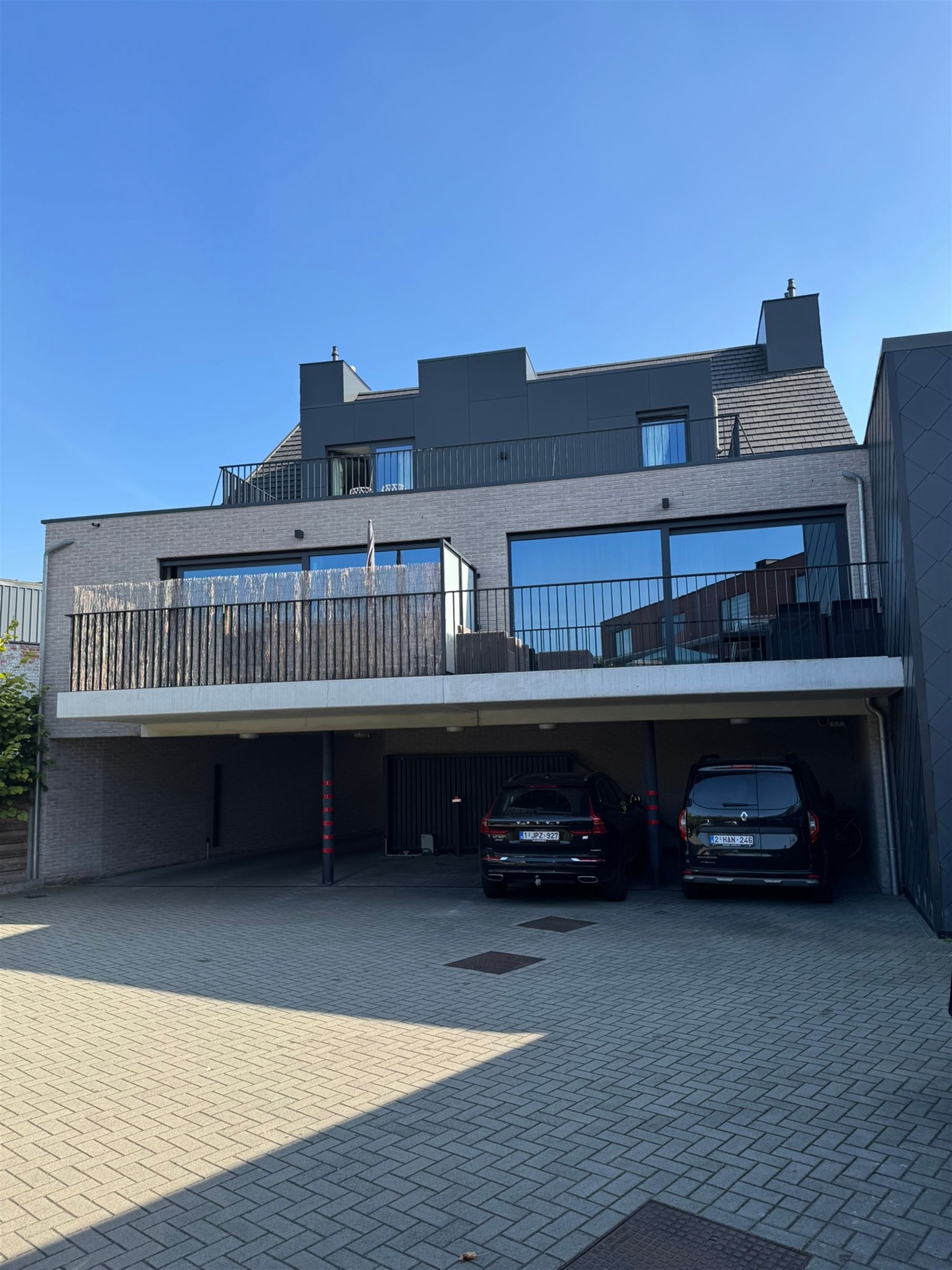 Appartement à louer à Hoevenen avec 2 chambres - photo 2