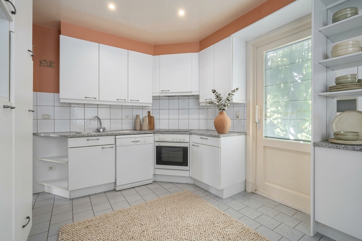 Karaktervolle woning met 5 slpkmrs + garage in Zottegem - foto 5