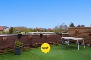 KIJKDAG ZATERDAG 23/05 VAN 09U TOT 11U! (graag vooraf inschrijven)Recent appartement met privatieve tuin (346m²) en ruim terras (40m²) in het centrum...