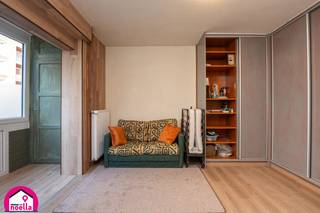 Deze goed onderhouden studio in het hart van Westende biedt alles voor comfortabel wonen aan de kust. De gevel werd gerenoveerd in 2016, de...