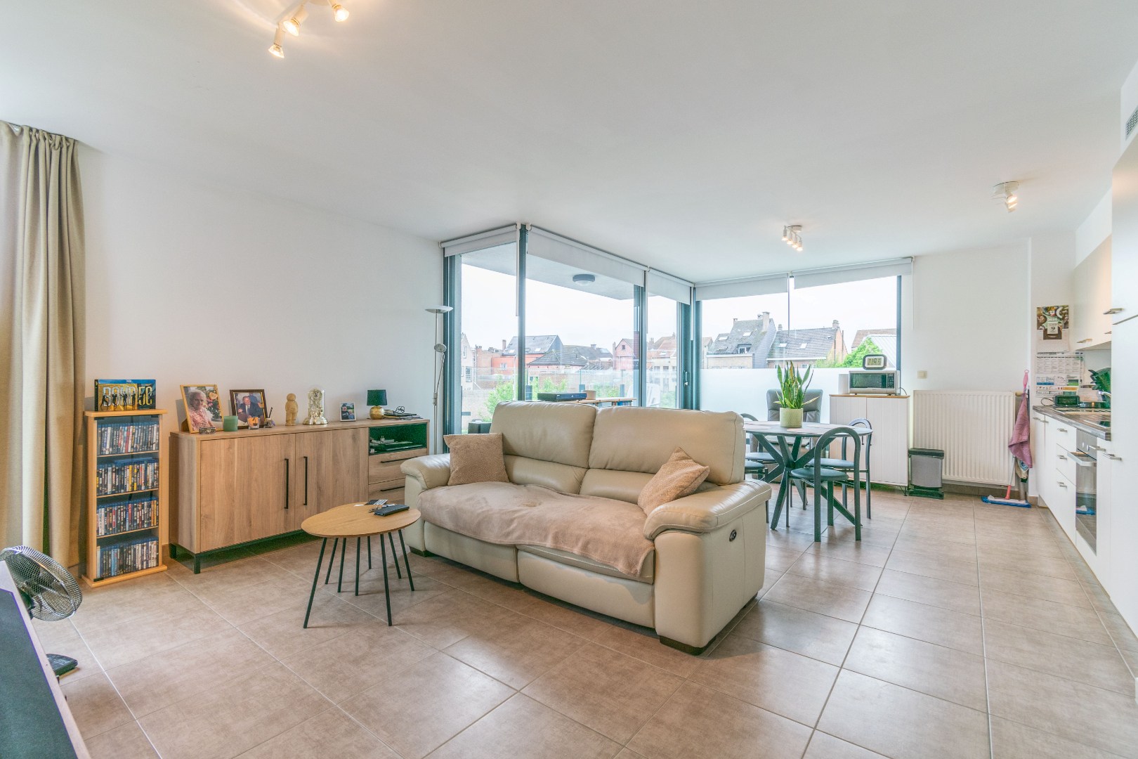 Een aangenaam, recent appartement te Halle! - foto 4