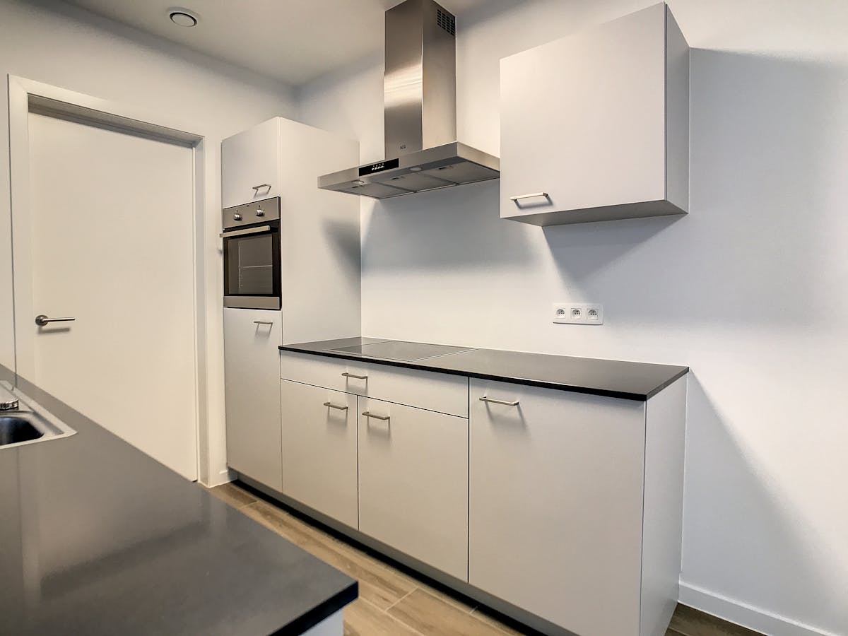 Appartement récemment construit (2021) avec 2 chambres à louer à Anvers - photo 5