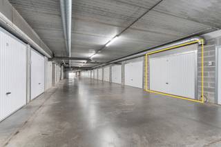 Dit appartement wordt verkocht met een levenslange huurovereenkomst. Ideaal voor een investeerder die zekerheid en stabiliteit zoekt! Gelegen op...