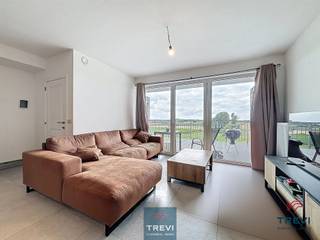 Idéalement situé au coeur d'un tout nouveau complexe commercial, non loin du centre. Bel appartement 2 chambres avec terrasse et jolie vue vers...