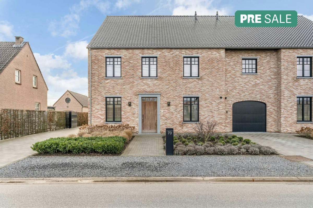 Ruime gezinswoning op een perceel van 17A36CA te Alken - foto 1