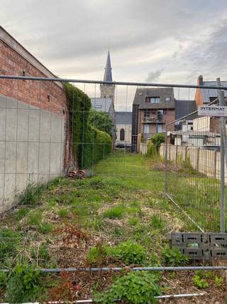 Terrain à vendre à Lede