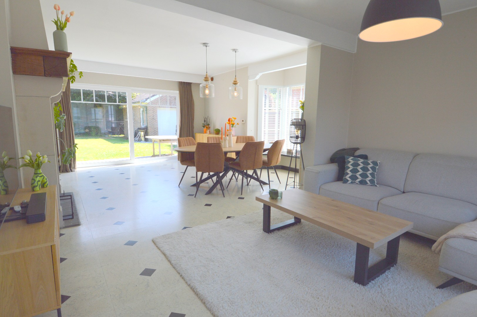 Halfopen woning met tuin, garage en 3 slaapkamers te Wevelgem - foto 2