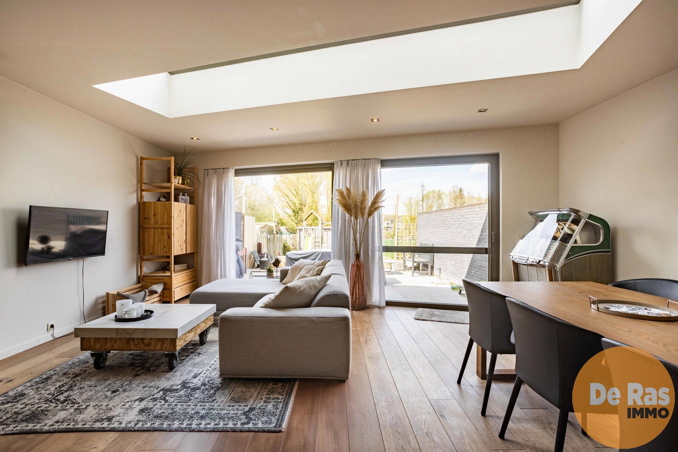 HERZELE - Recente gesloten bebouwing op een centrale ligging - foto 4