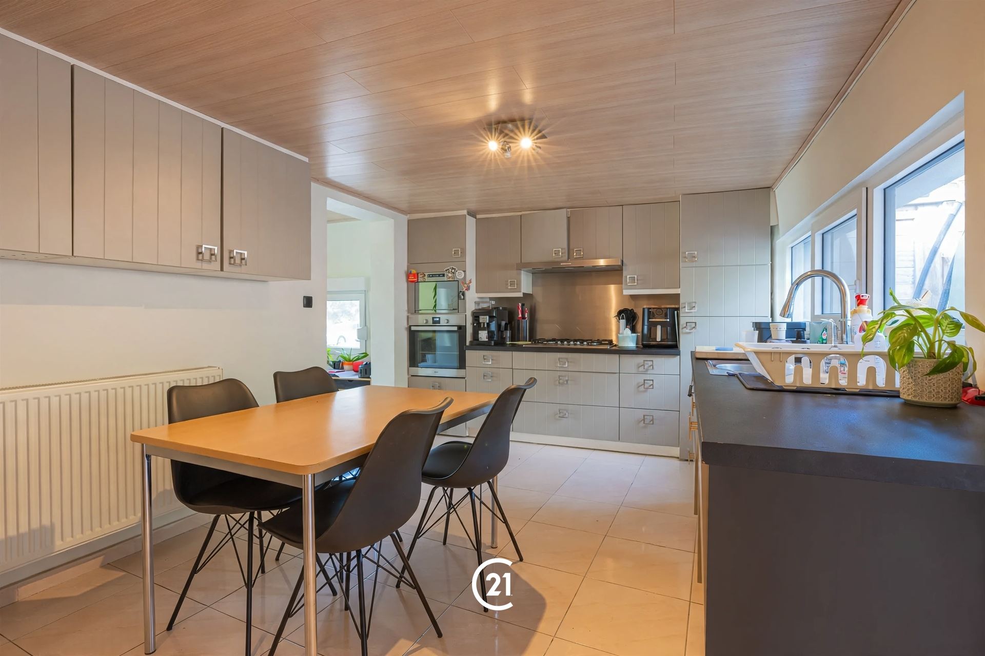 House - photo 4