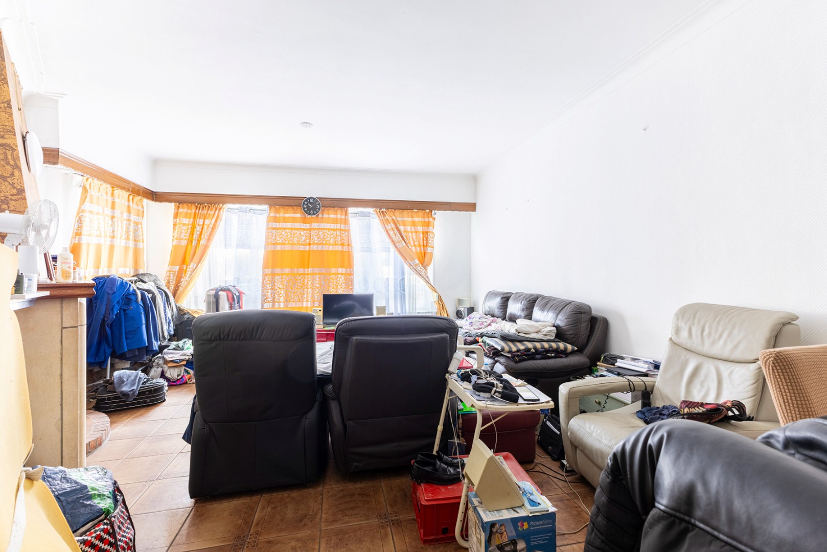 Gelijkvloers appartement met koer! - foto 4