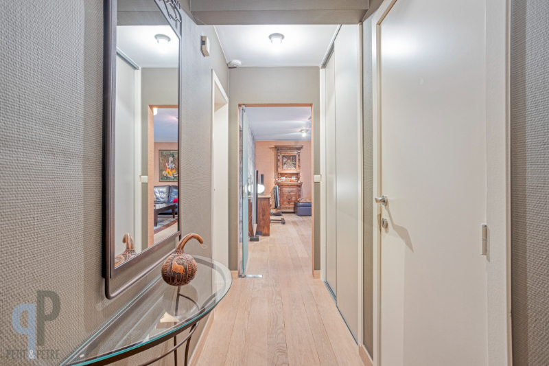 Ruim en instapklaar app met 2 kamers en garage - foto 4