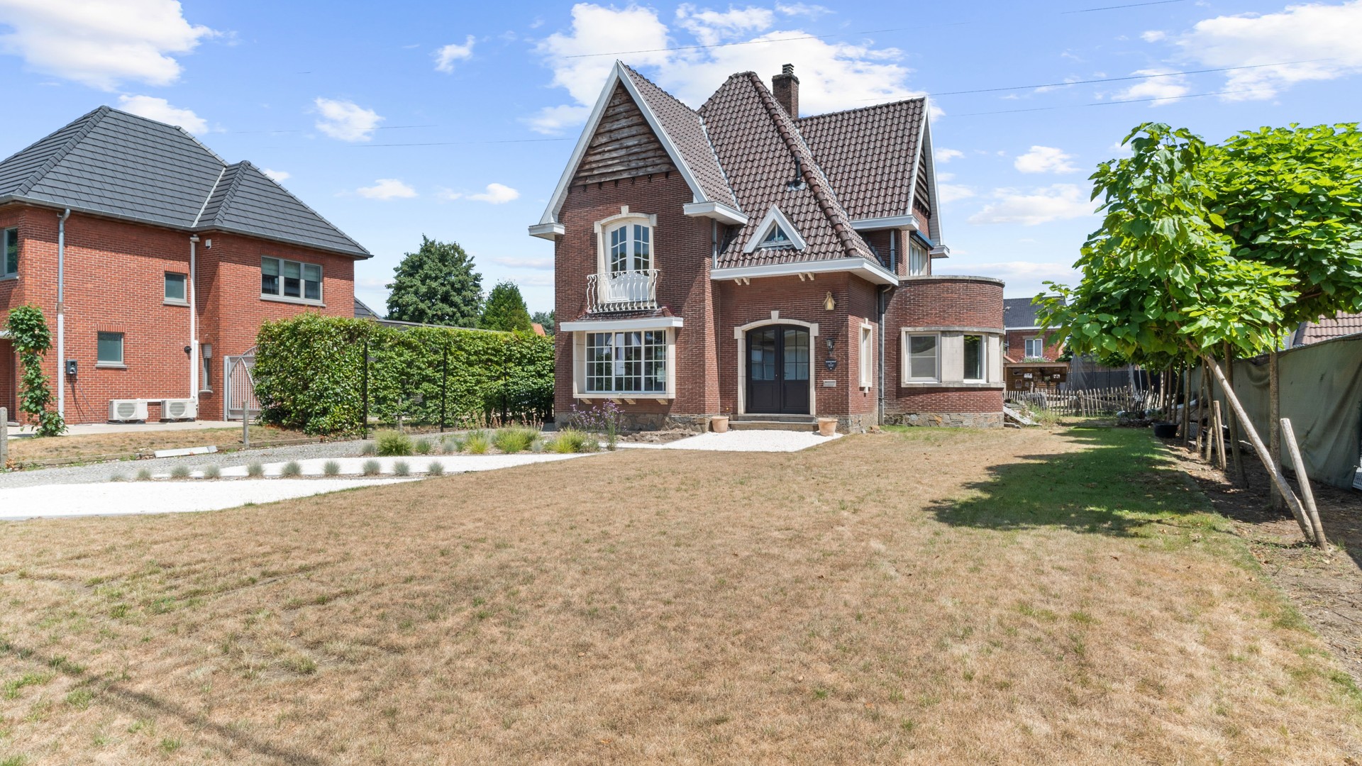 Gerenoveerde karakterwoning nabij het centrum van Houthalen - foto 3