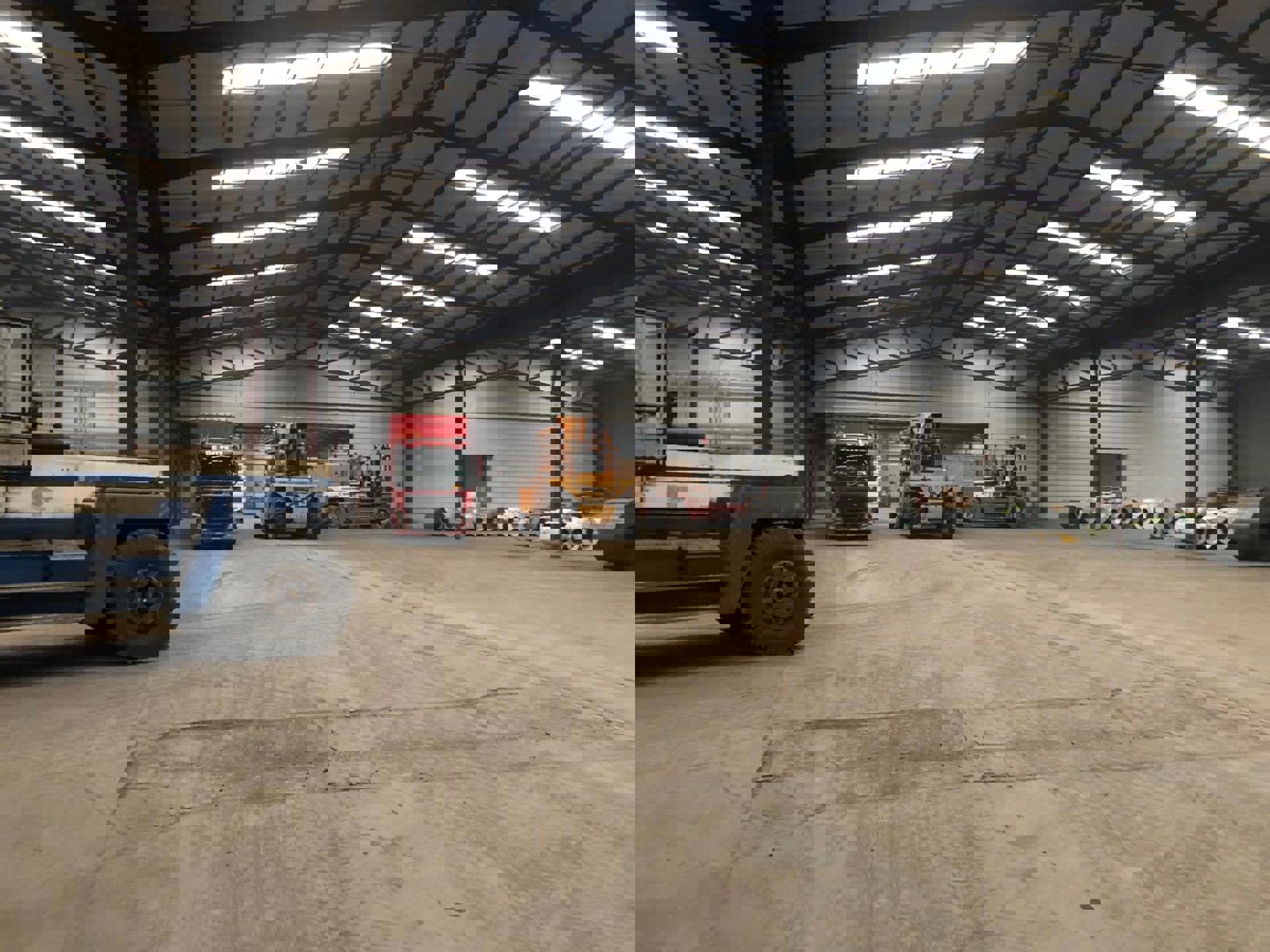 Commercial for rent in Boom - photo 2