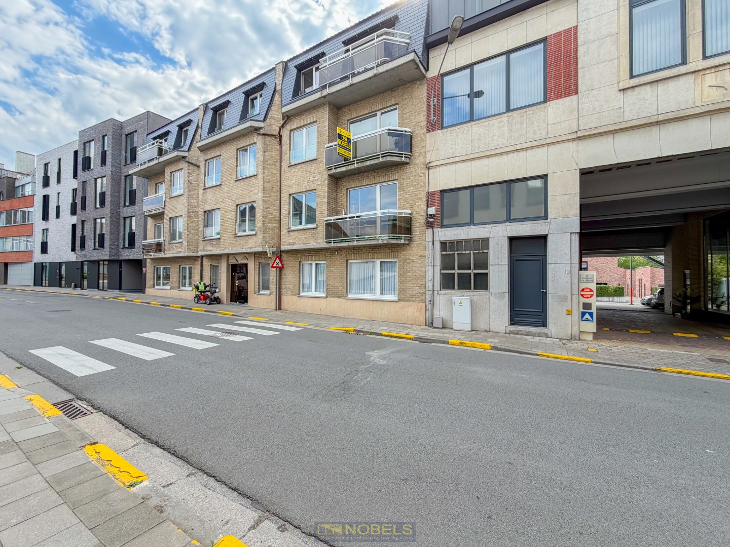 Te huur, goed gelegen appartement met garage in centrum Gavere - photo 2