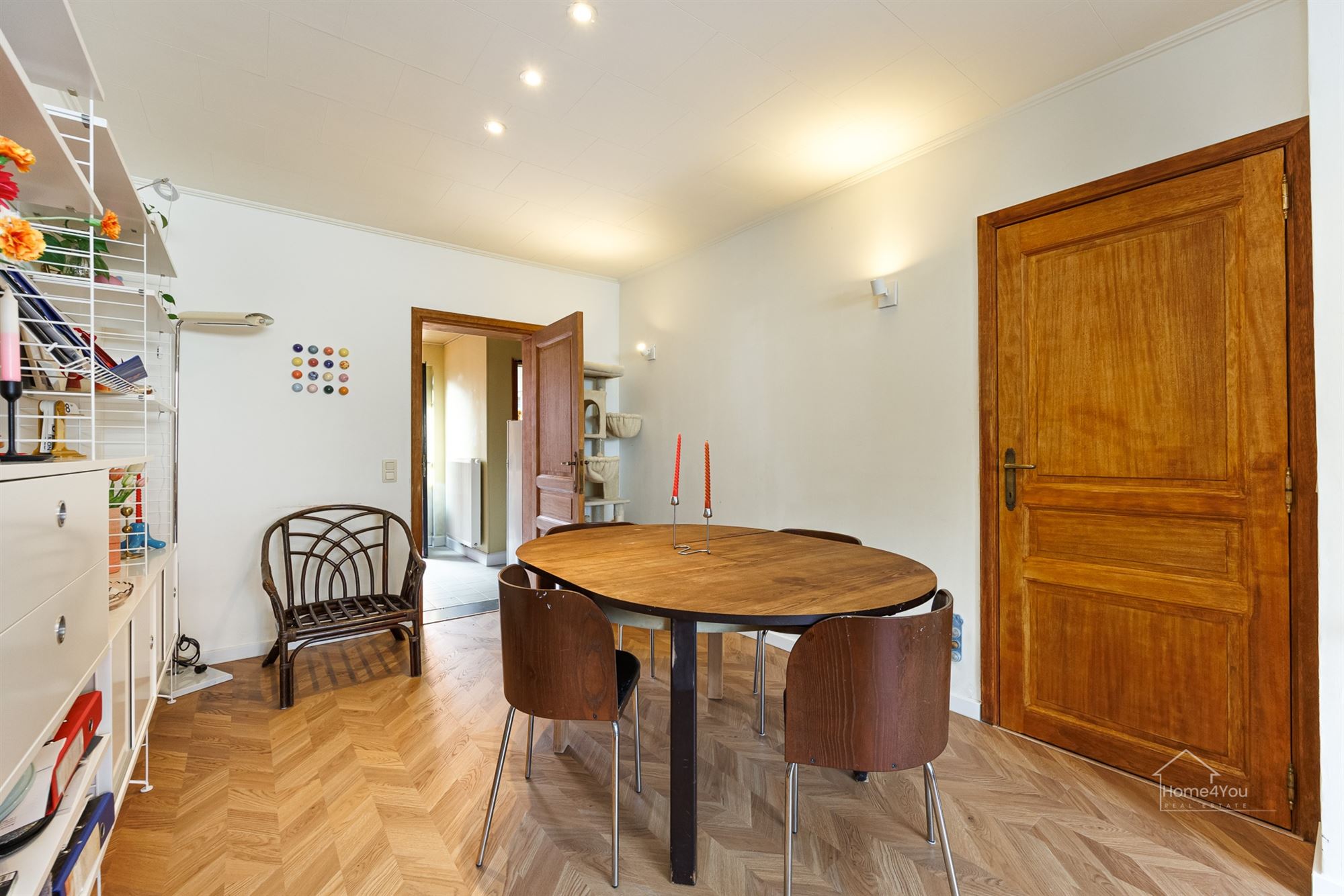 Instapklaar rijhuis met 2 slpk, vernieuwde keuken &amp; badkamer - foto 5