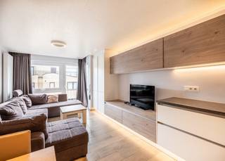 Renovated, brand-new 1-bedroom apartment with the option to purchase a garage in Koksijde-Bad.<br /><br />This move-in-ready property, featuring high-quality materials, is located on the 4th floor of the small-scale “Lucaya” residence. The building enjoys an excellent location, with the sea and the magnificent Schipgat Dunes just around the corner. The bustling town center, with its countless shops and restaurants, is within walking distance. Additionally, the living area enjoys a sunny orientation, making it a very pleasant place to spend time.<br /><br />The apartment is laid out as follows: Entryway | separate toilet | sunny living area | fully equipped open kitchen | full-sized bedroom with double bunk beds and built-in closets | bathroom with walk-in shower and vanity sink.<br /><br />All windows in the building have been replaced with high-efficiency glass and PVC window frames.<br /><br />There is the option to purchase a locked garage unit (50,000.00 euros) on the ground floor of the residence.<br /><br />Are you looking for a RENOVATED second home or an investment opportunity to rent out? Don’t hesitate—come by for a visit soon!