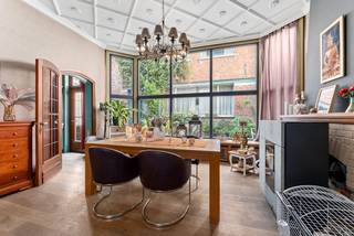 Deze woning/handelshuis ligt op een uitstekende locatie in het centrum van Izegem. Deze woning heeft maar liefst een bewoonbare oppervlakte van...