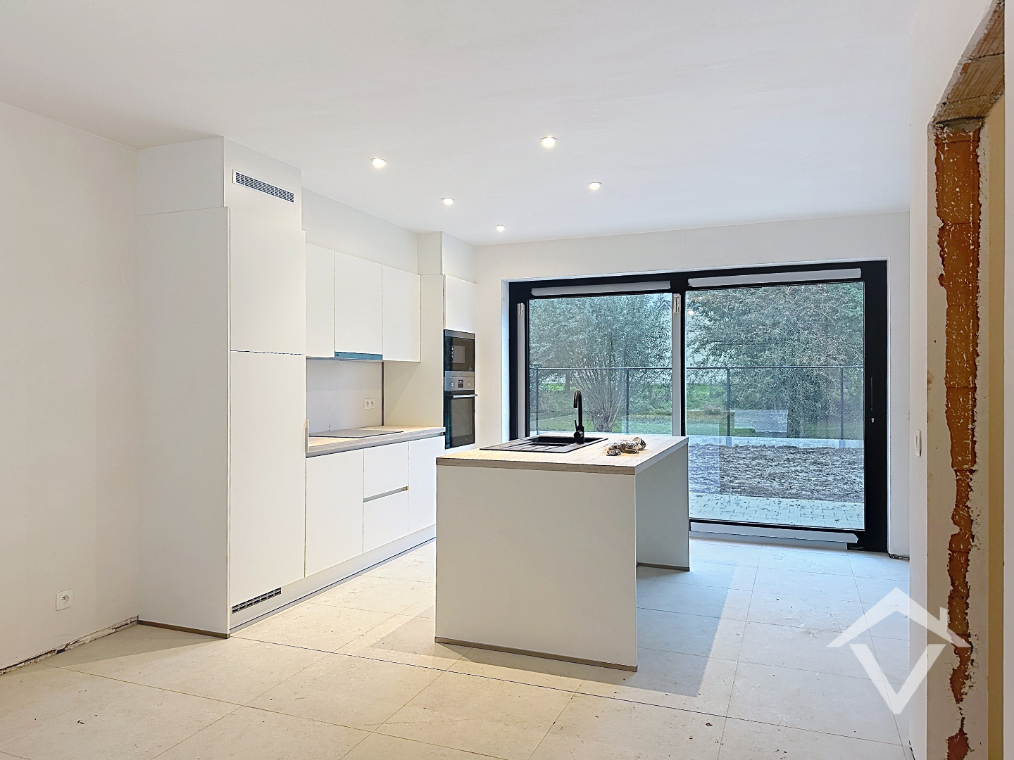 Woning met 3 slaapkamers en carport te Proven - foto 5