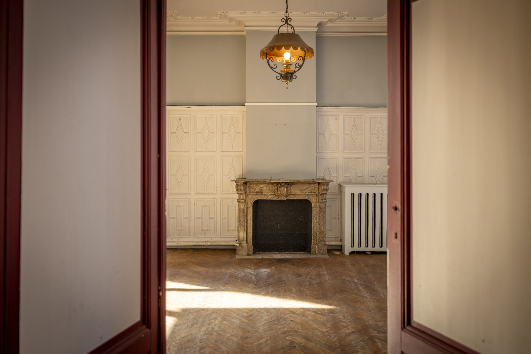 Te renoveren herenwoning met 5 tot 7 slpk en groot magazijn - foto 4