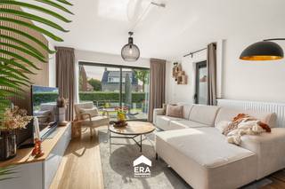 Te koop: gelijkvloers appartement in het centrum van Kleit, Maldegem, met tuin en terras. Dit instapklare appartement (bouwjaar 2014) ligt op een...