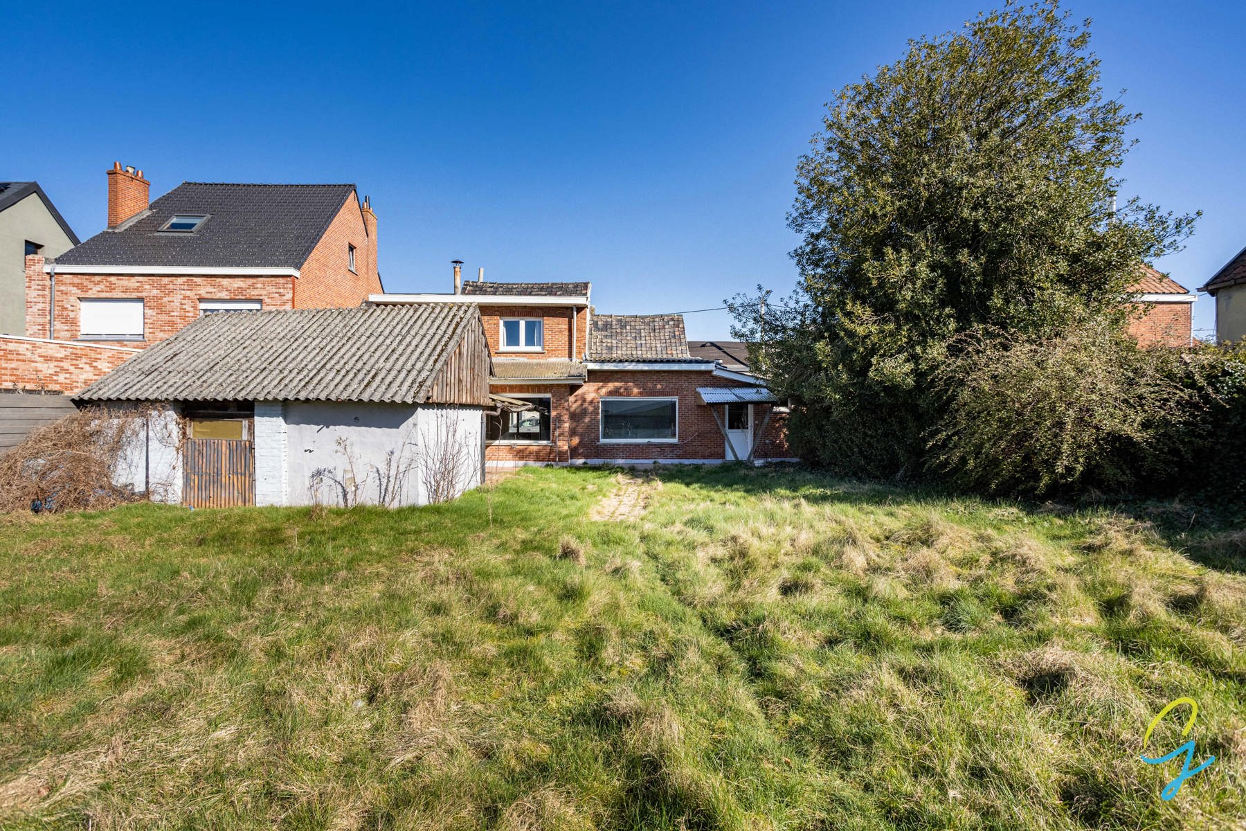 Te renoveren HOB of mogelijkheid tot 2 woningen in het centrum van Berlare - foto 4