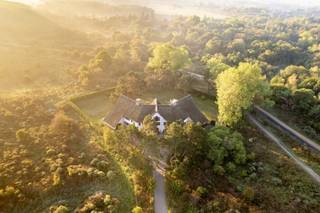 Exclusieve villa in het het natuurreservaat Het Zwin. Aan de rand van dit prachtige beschermd gebied, in het prestigieuze Zoute, ligt...