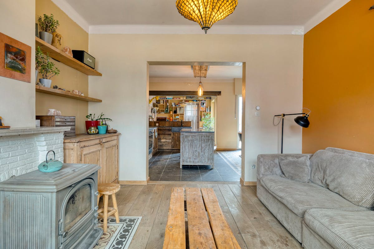 Gerenoveerde woning met bijgebouw te koop in Oud-Turnhout. - foto 3